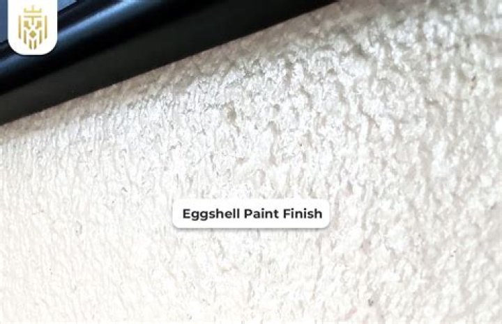 Is eggshell paint OK for ceilings?